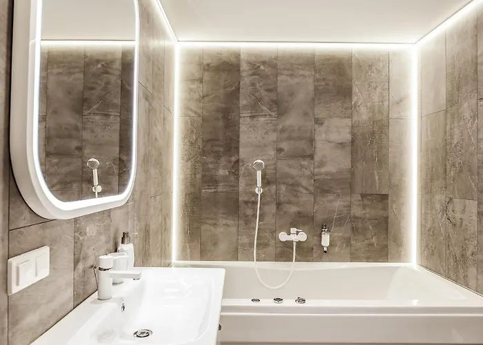 Appartamento Sky Dream Jacuzzi Sauna 33 Floor