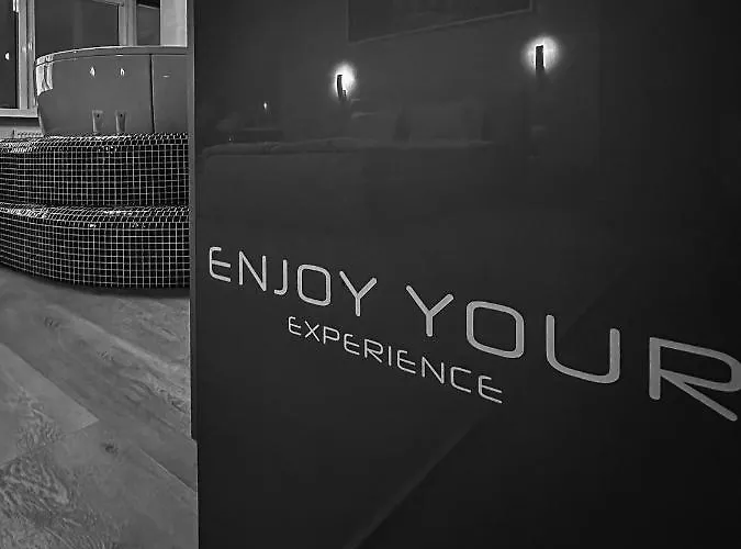 Appartamento Sky Dream Jacuzzi Sauna 33 Floor