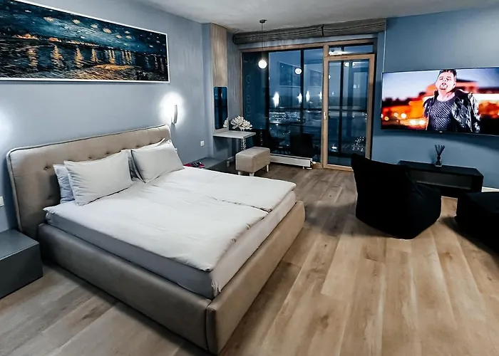 Sky Dream Jacuzzi Sauna 33 Floor * קלייפדה